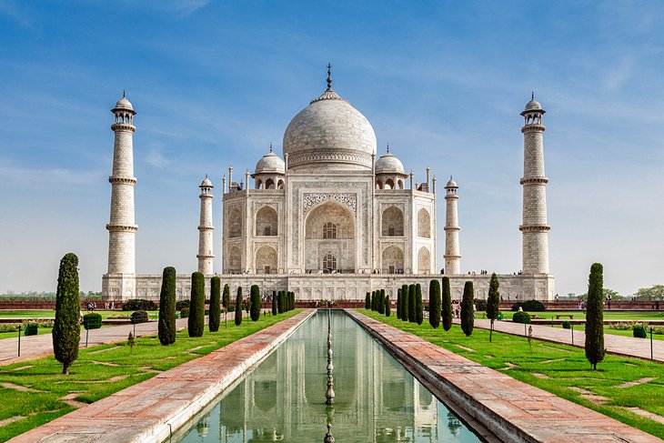 Famous Landmarks to Visit in India